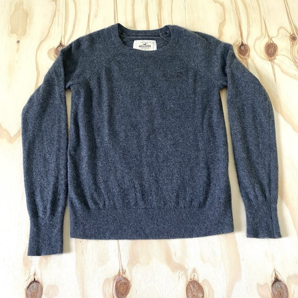Hollister Women's Crewneck Sweater M Gray Charcoal 80% Cashmere Preppy Heritage